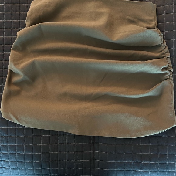 Zara hunter green mini skirt size large - Picture 5 of 6